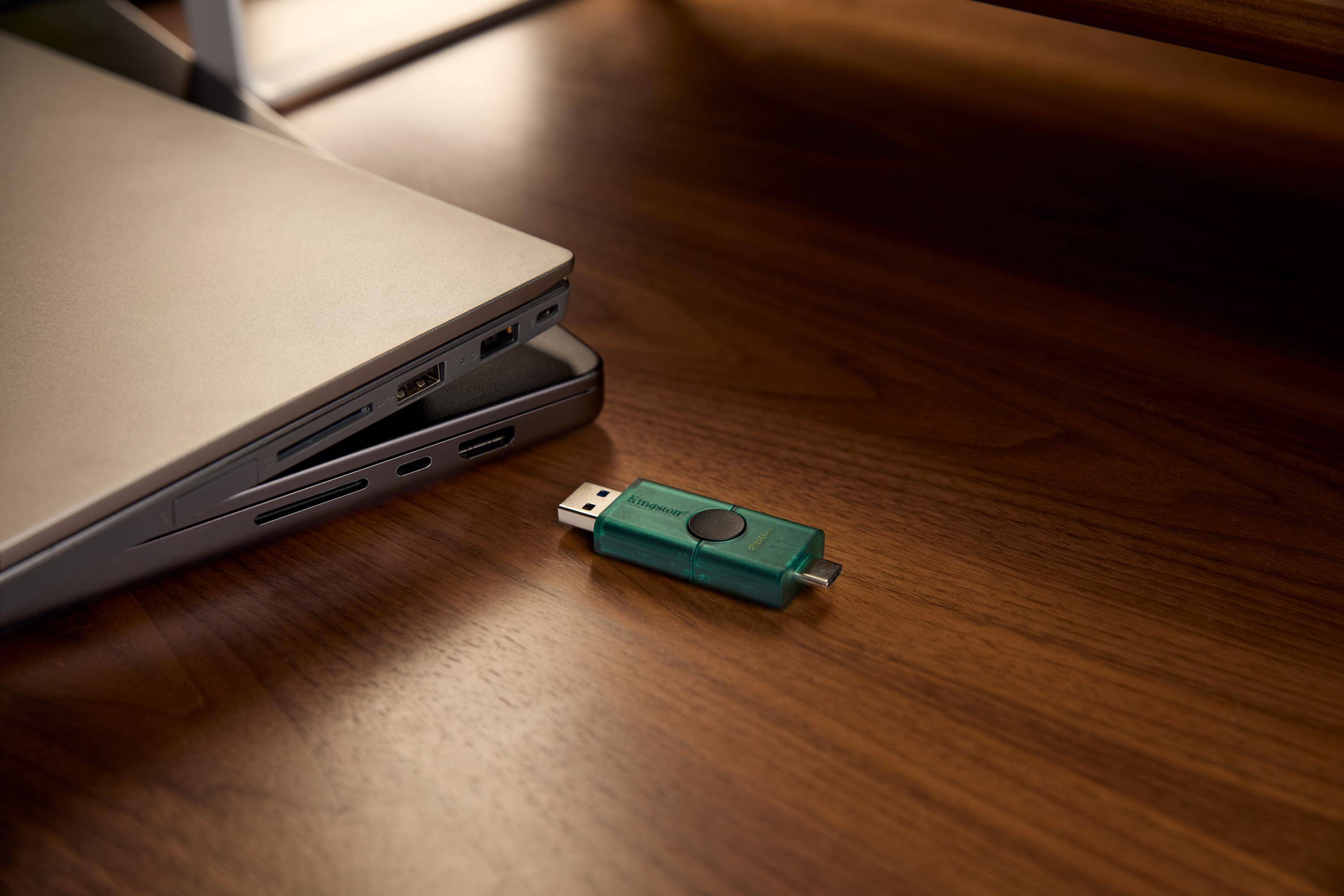 Kingston DataTraveler Duo - USB-Flash-Laufwerk-1