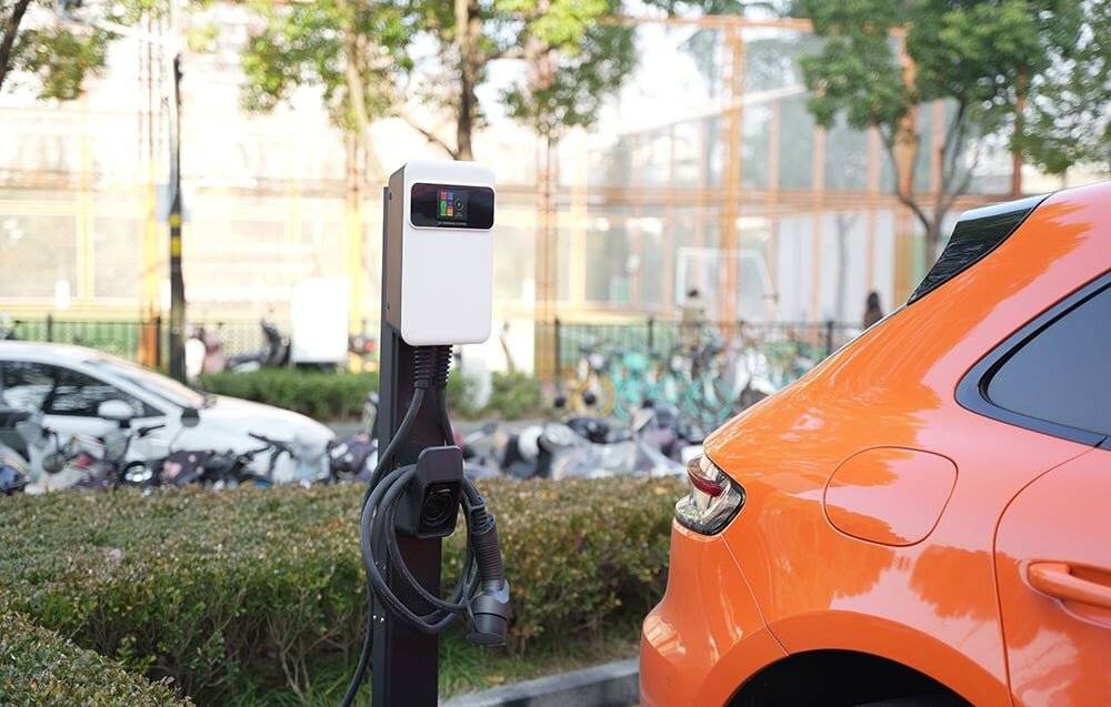Wandladegerät für Elektroautos Besen SQ20-7KW-APP-4