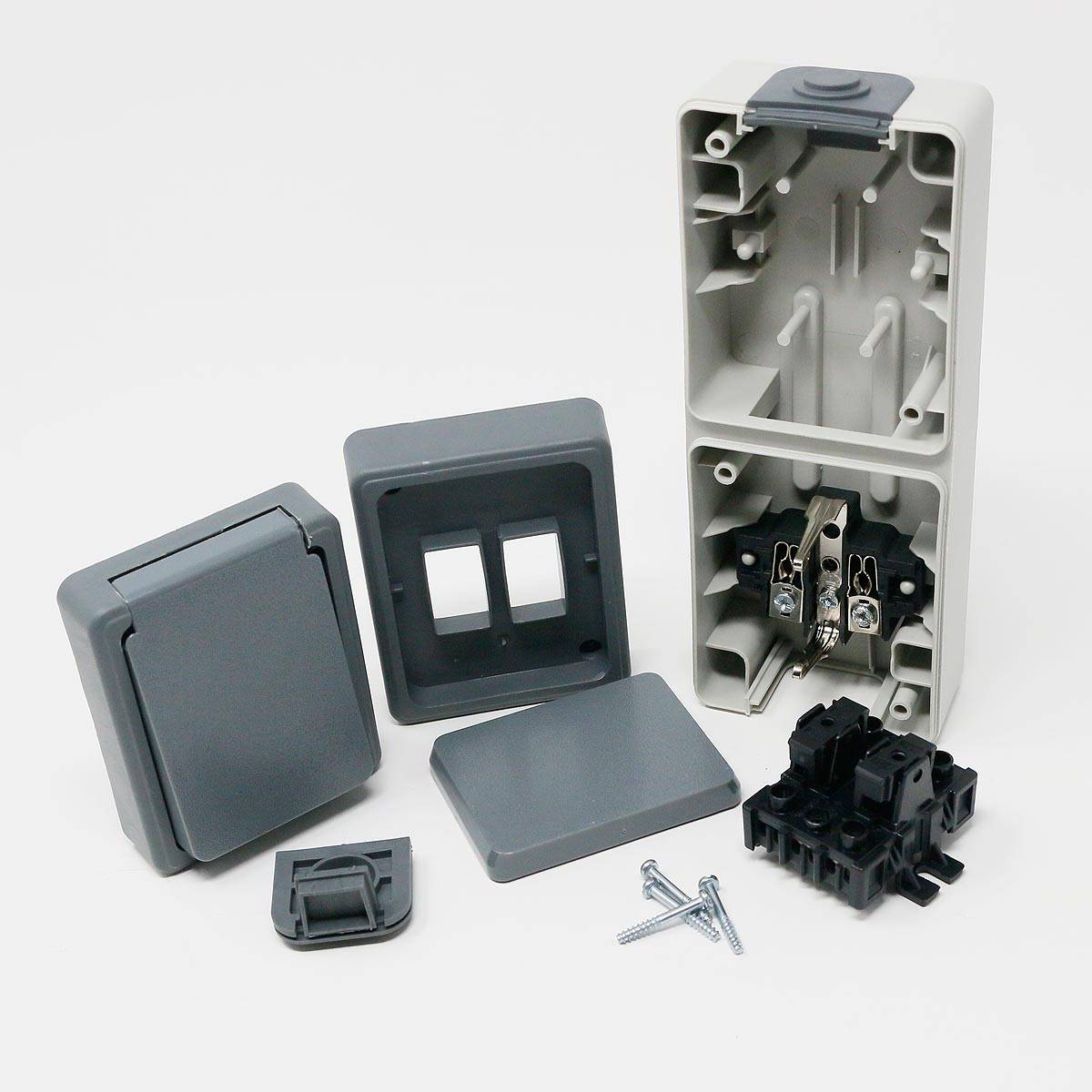 McPower - Feuchtraum Kombi-Dose "SECURE", 250V, IP44, verti-3