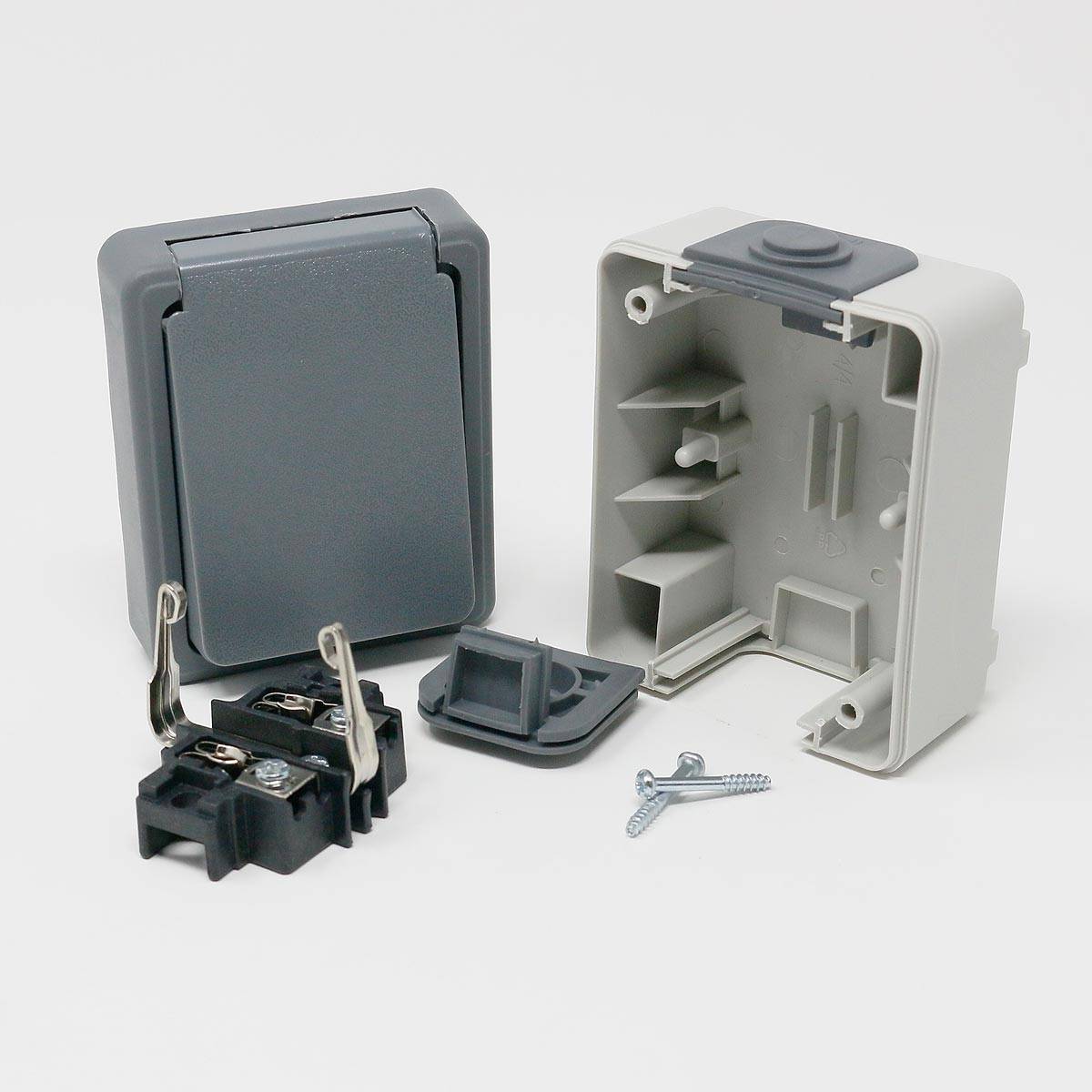 McPower - Feuchtraum Steckdose "SECURE", 250V/16A, IP44-3