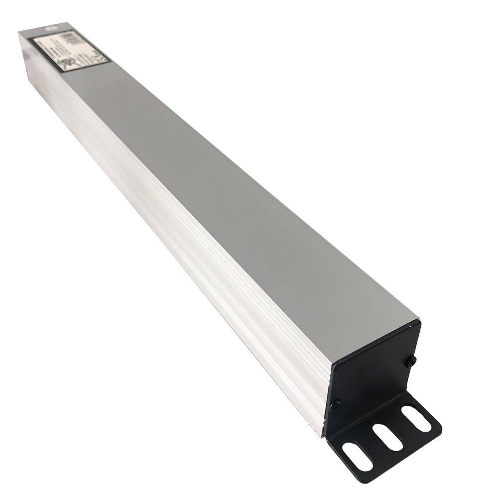 19"-Steckdosenleiste von LIEBERNETZ - 9 x SCHUKO-Buchse - Aluminium - 2 m Zuleitung mit SCHUKO-Stecker - schwarz-1