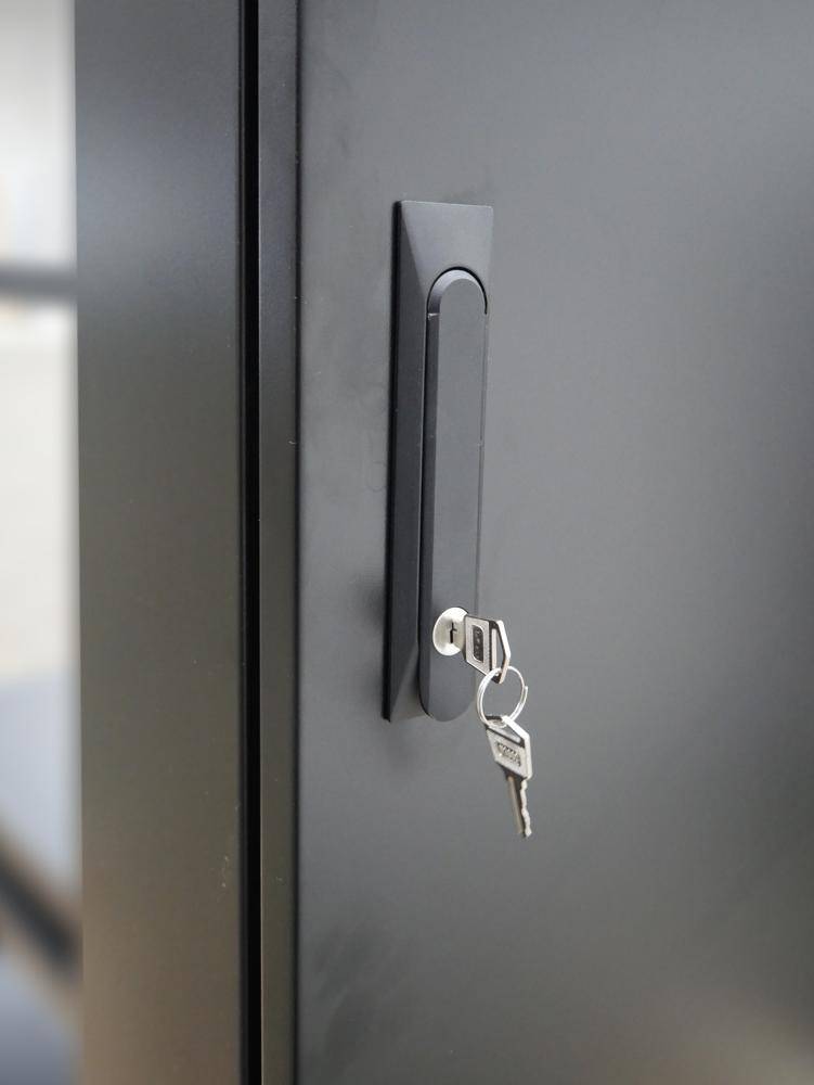 19"-Netzwerkschrank SRK - 18 HE - BxT 600x800 mm - Sicht-/Vollblechtür - Flatpac-2