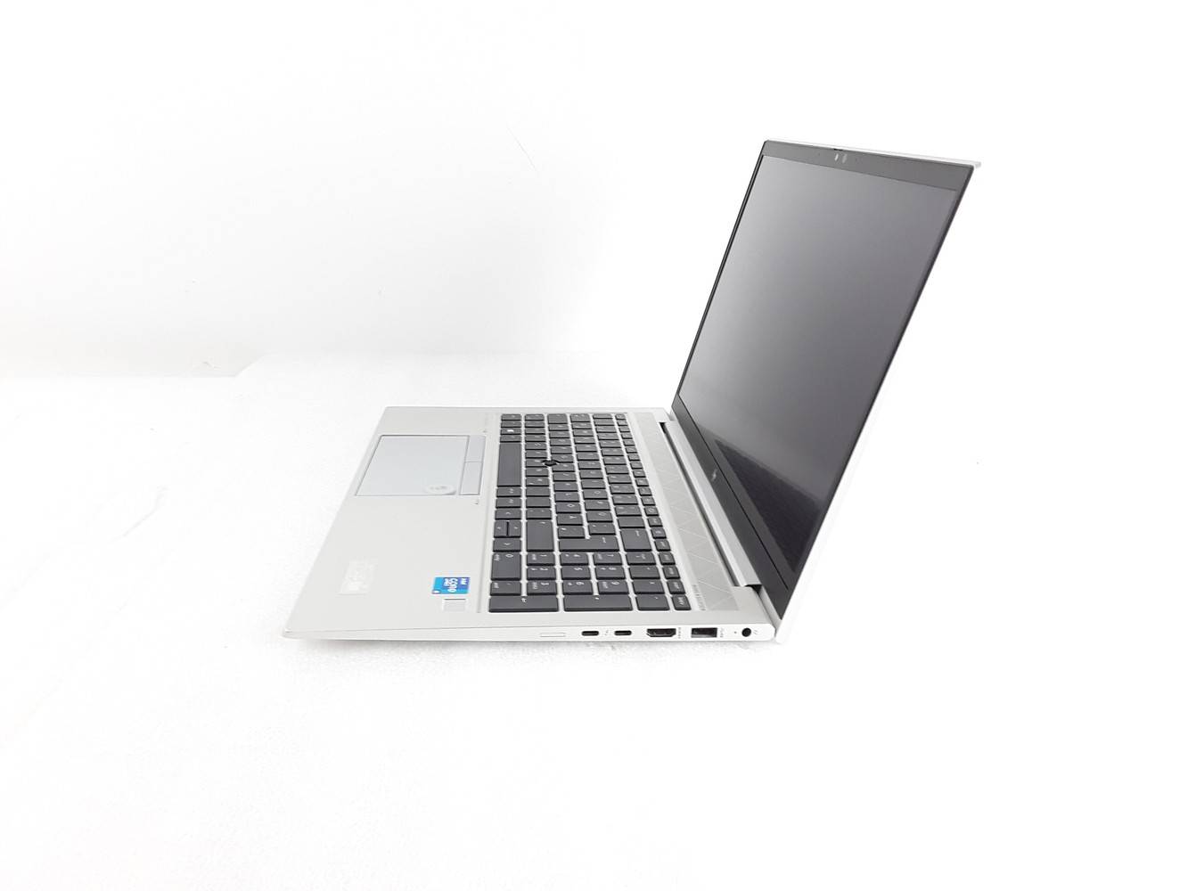 HP EliteBook 850 G8 15,6'' Touch i5-1145G7 16GB RAM 512GB NVMe IR-Cam Win 11 Pro - Refurbished A--2
