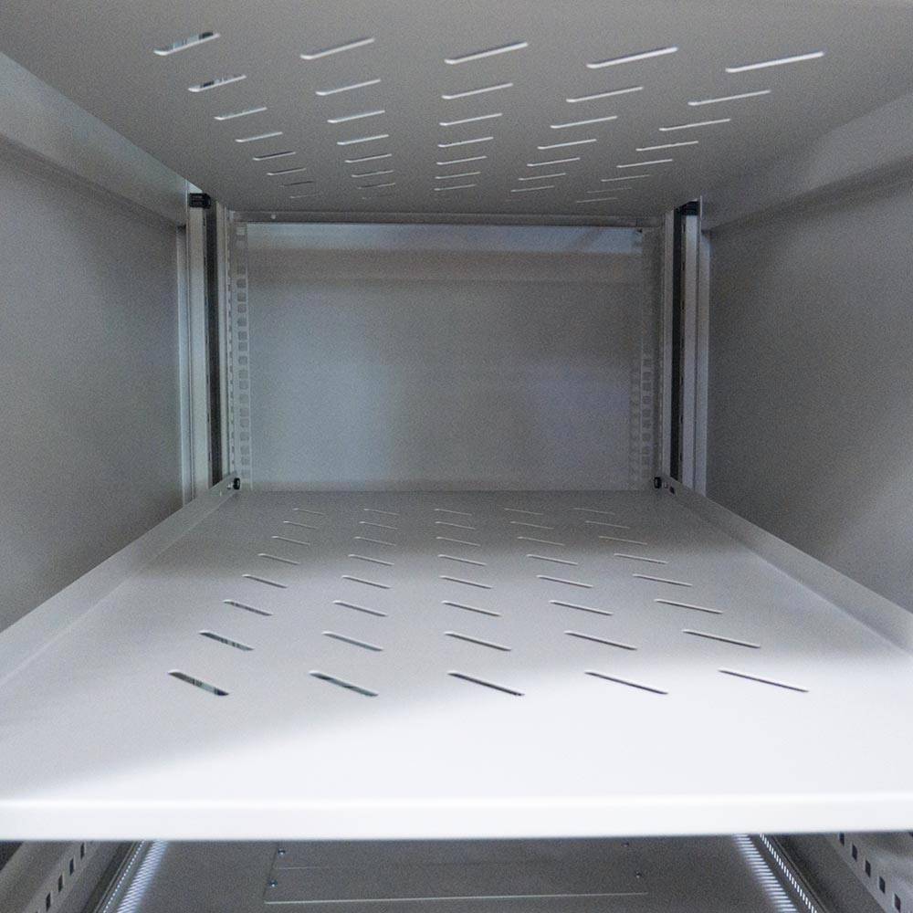 19 Zoll Netzwerkschrank Standschrank Komplettset 12 HE 600x800 Lüfter PDU Fachboden lichtgrau-3