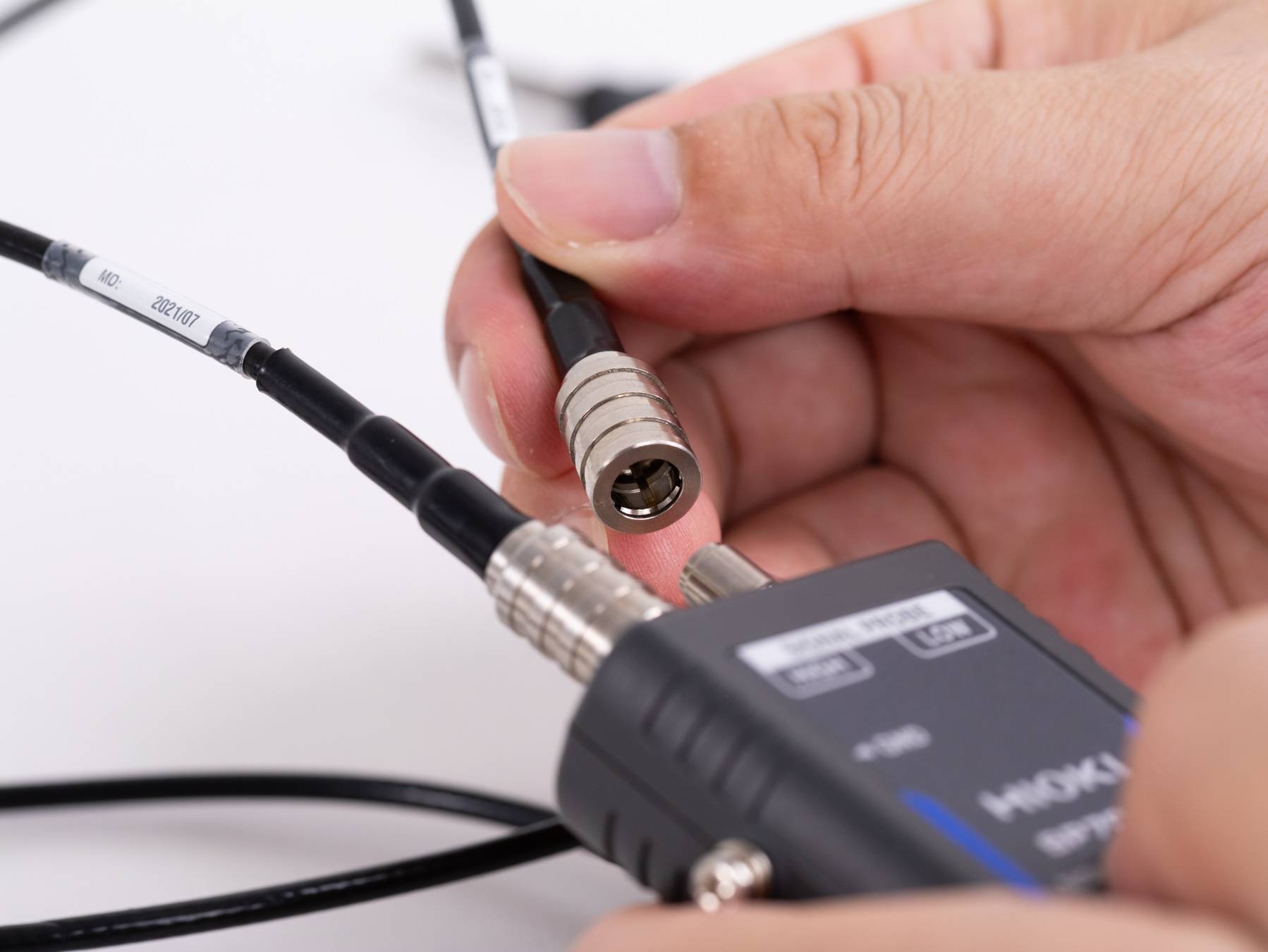 HIOKI SP7001-90 - Kontaktloses CAN/CAN FD Sensor-Set, Schraubsonden, bis zu 2 CAN-Busse-1