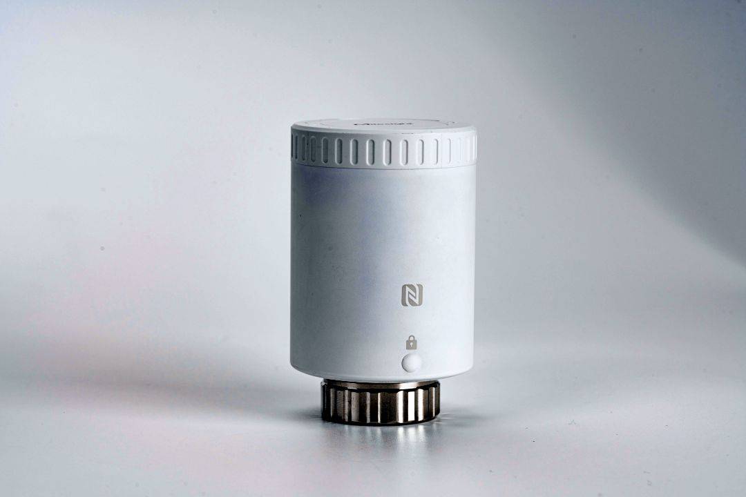 IoT Smart Radiator Thermostat WT101-868M LoRaWAN-3