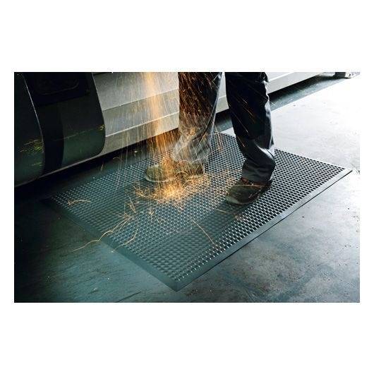 Miltex Arbeitsplatzmatte Yoga Ergo Fire, grau, 950x1250mm, genoppt, schwer entflammbar, PU-3