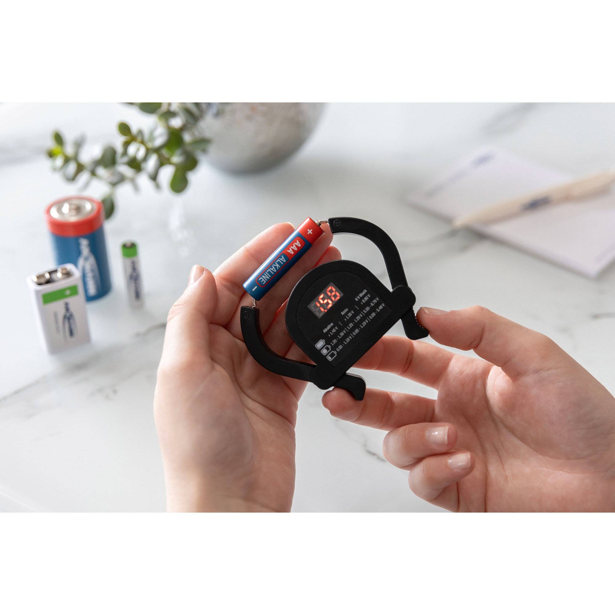 Hückmann Testgerät Knopfzellen Rundzellen 9V-Block Battery-Tester 62 mm, 61 29 mm-2