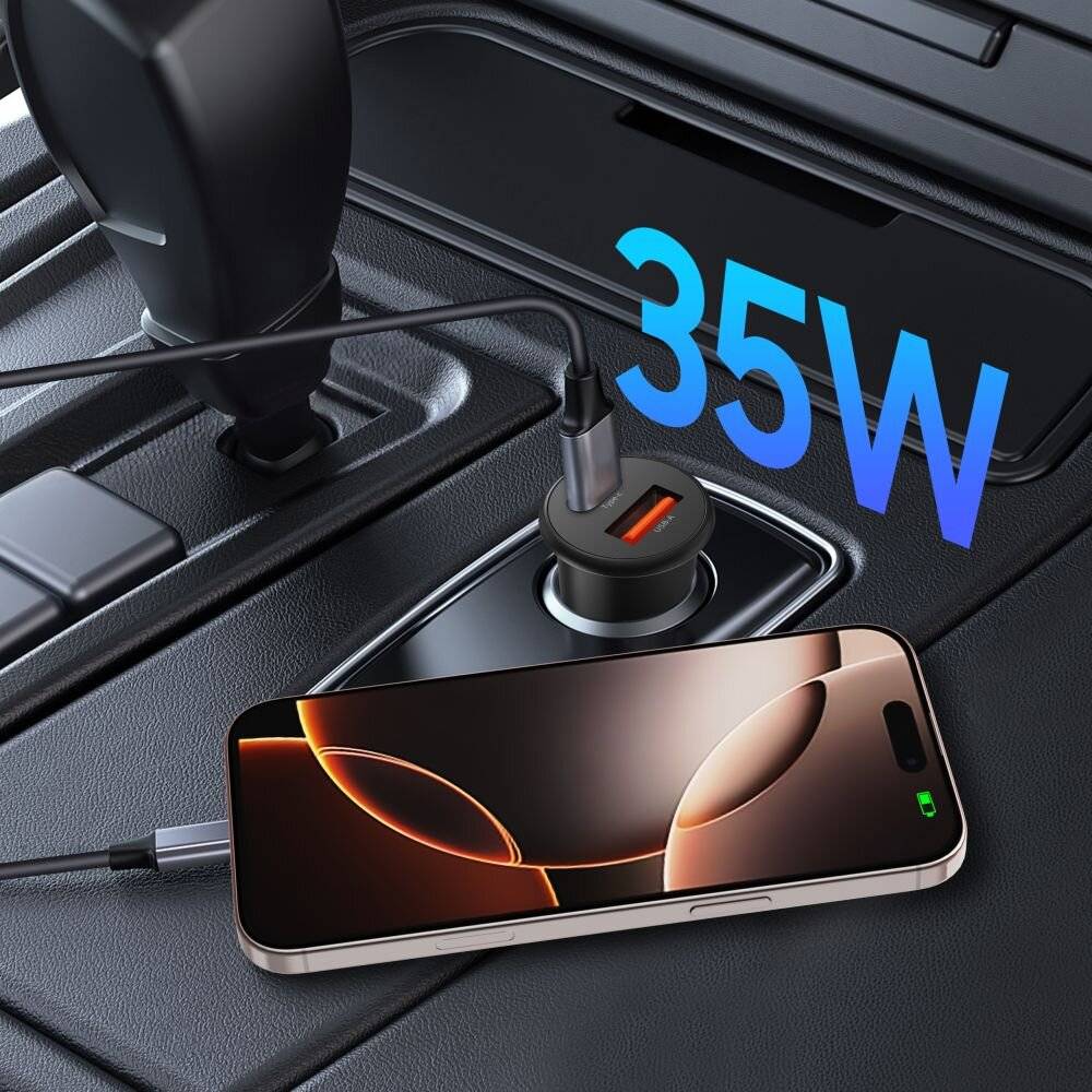 Tech-Protect CC02 35W Kfz-Ladegerät mit 2 USB-C- und USB-A-Anschlüssen – Schwarz-1