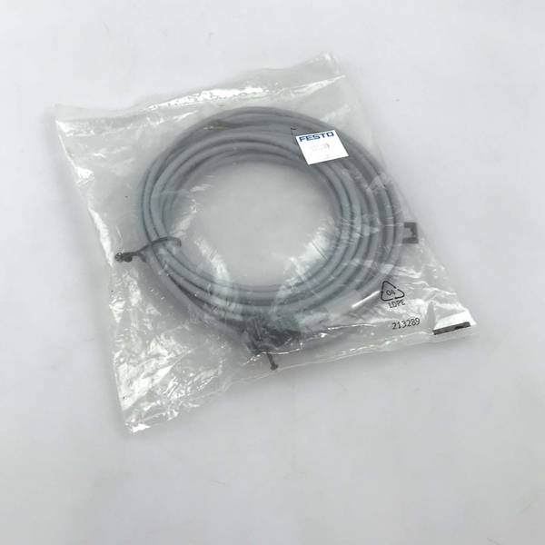 Festo Steckdosenleitung KMEB-1-24-5-LED 151689 OVP