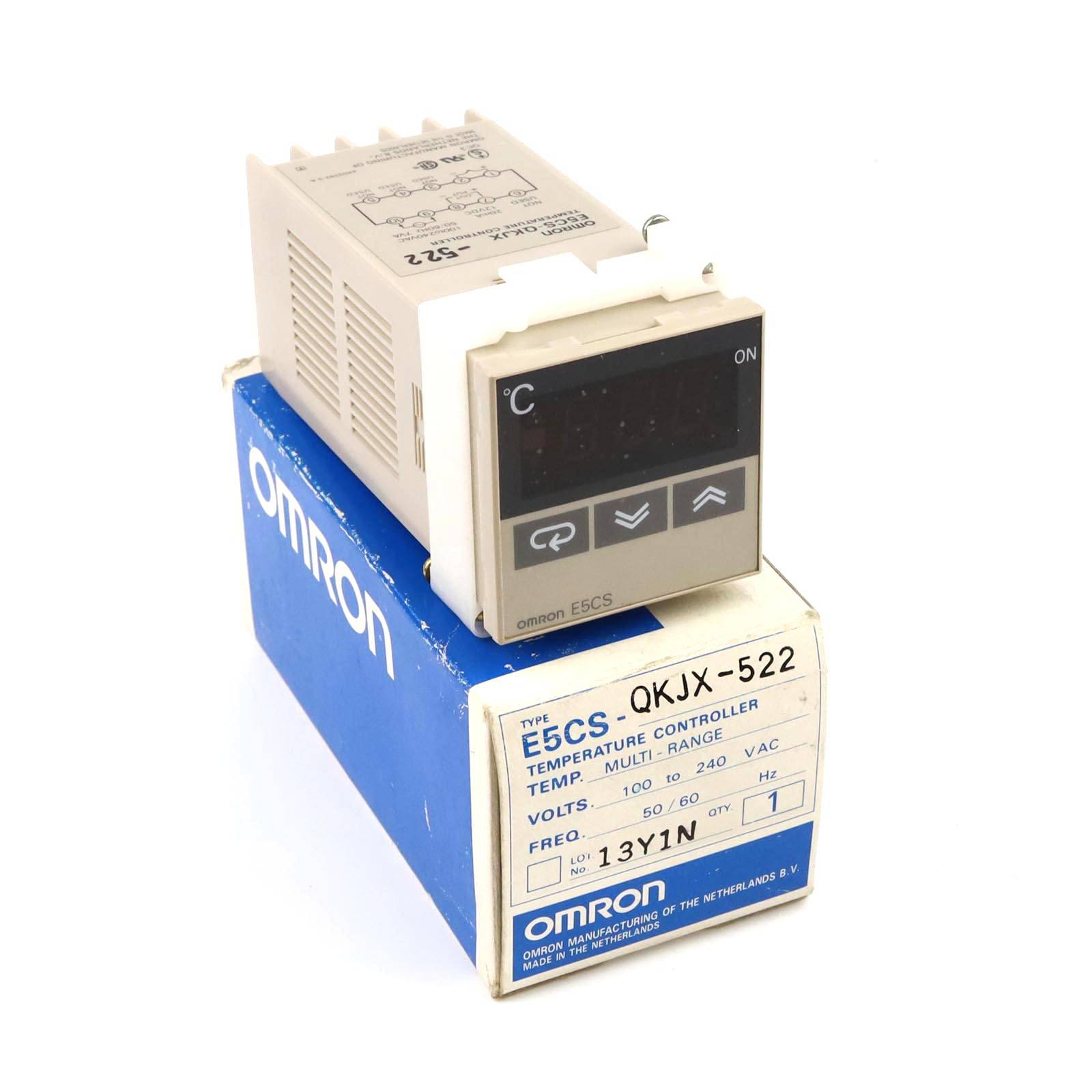 Omron Temperature Controller E5CS-QKJX-522 OVP-0