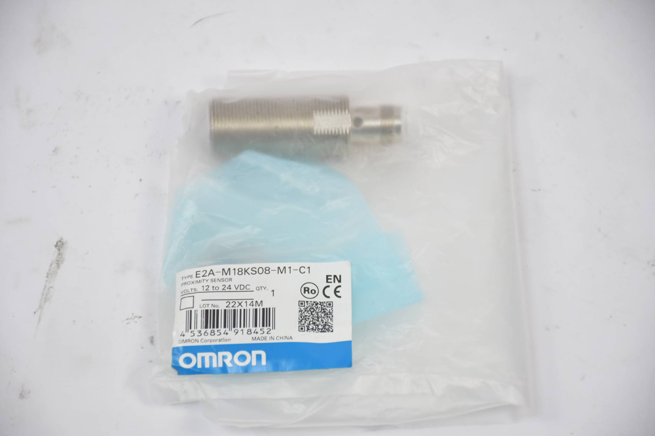 Omron Proximity Sensor E2A-M18KS08-M1-C1-0