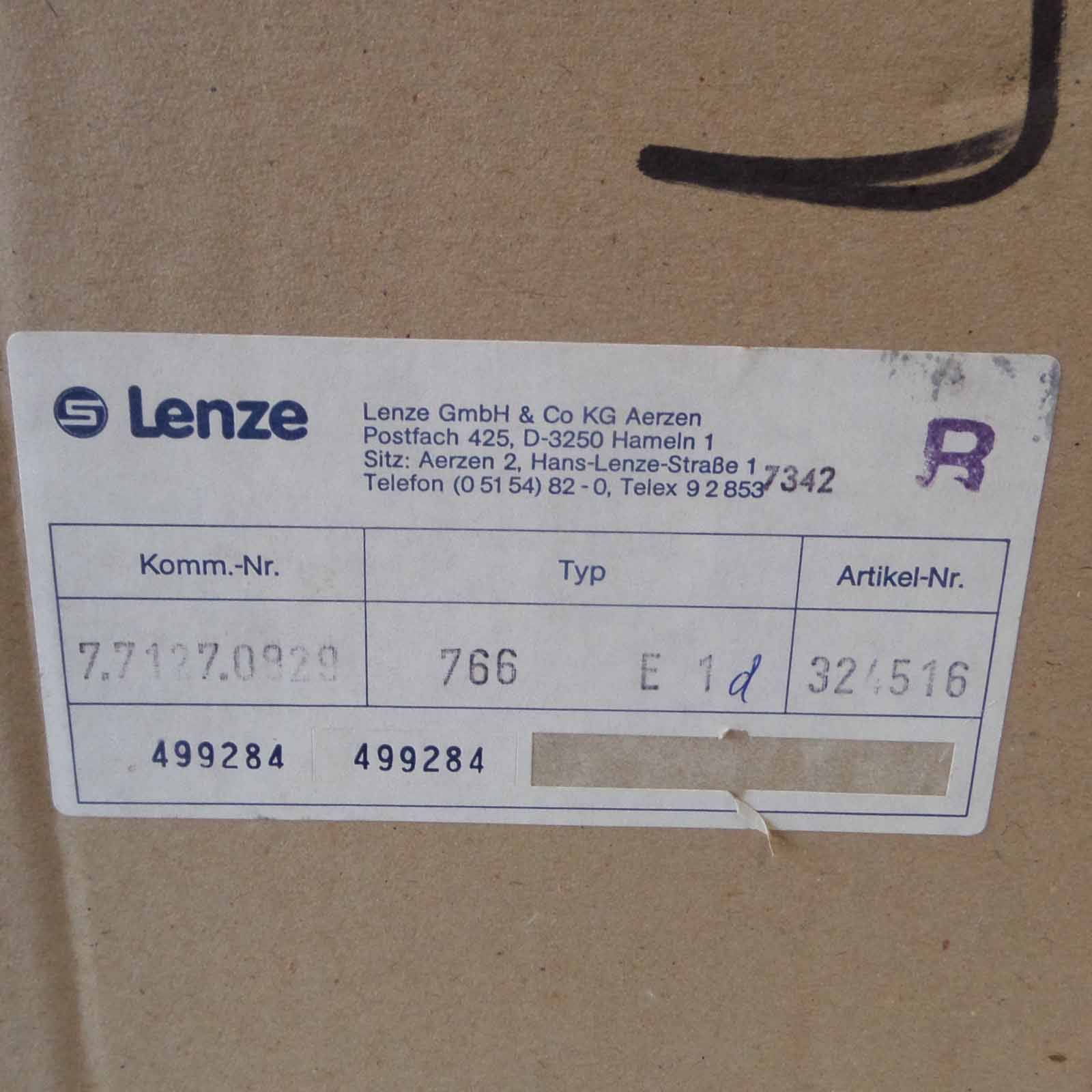 Lenze Frequenzumrichter AC-760 766E1d 324516 OVP-3