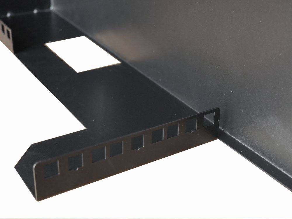 19"-Wandnetzwerkschrank - platzsparender vertikaler 19"-Einbau -+-3
