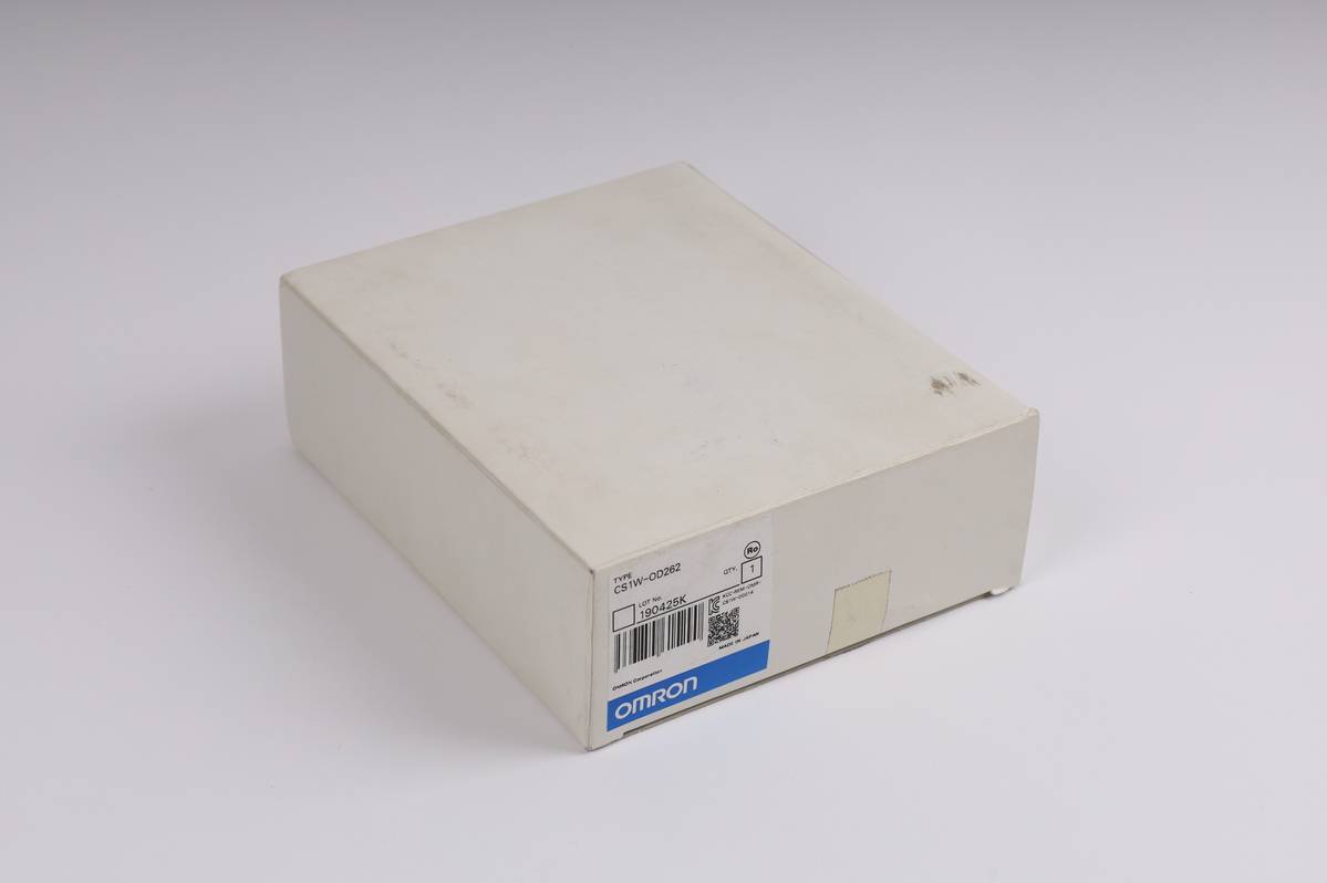 Omron CS1W-OD262 CS1W-OD262-0