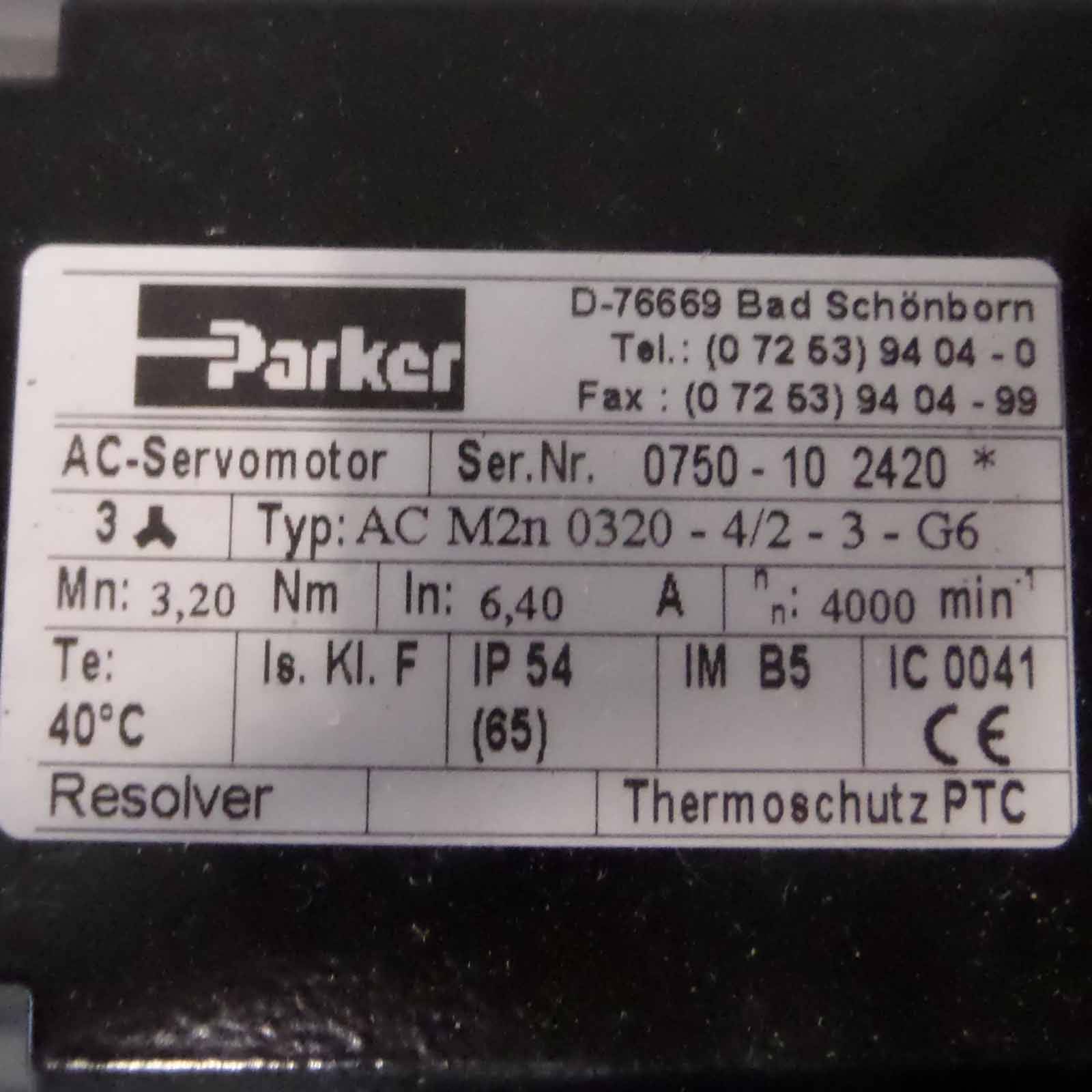 Parker AC-Servomotor AC M2n 0320-4/2-3-G6 + Kegelradgetriebe K202AG0560MQ10EL1/3 OVP-1