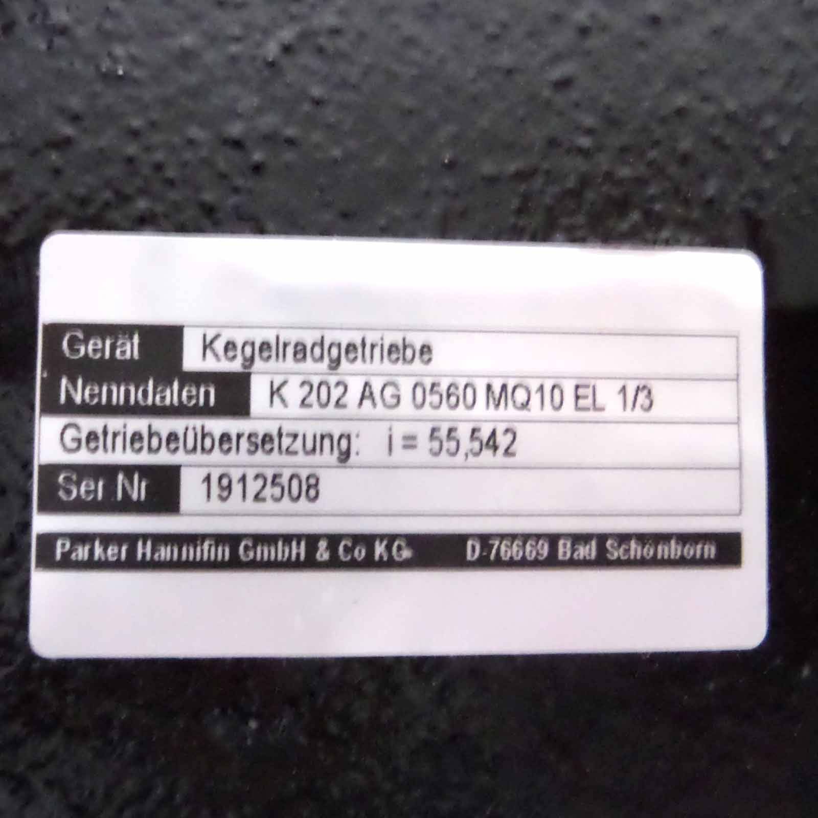Parker AC-Servomotor AC M2n 0320-4/2-3-G6 + Kegelradgetriebe K202AG0560MQ10EL1/3 OVP-2