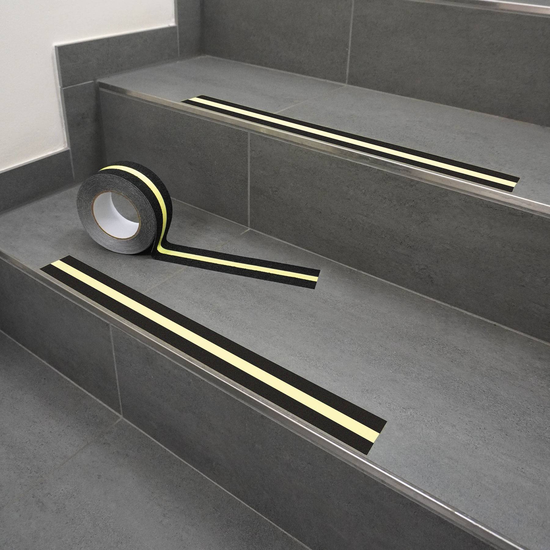 selmundo 8800, Anti-Rutsch Klebeband / Markierungsband, 50mm x 10m schwarz fluoreszierend-3