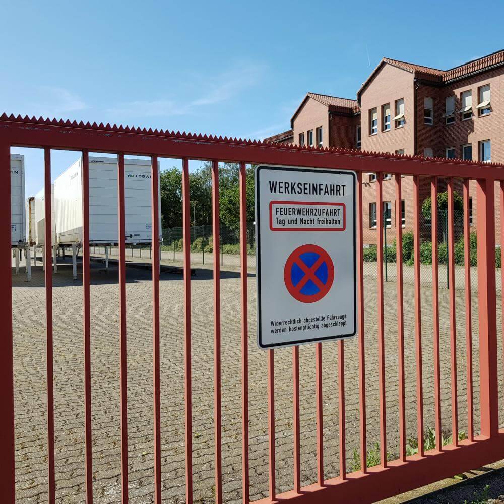 Kombischild, Werkseinfahrt, Feuerwehrzufahrt, Halteverbot, Alu, RA1, 60 x 90 cm-2