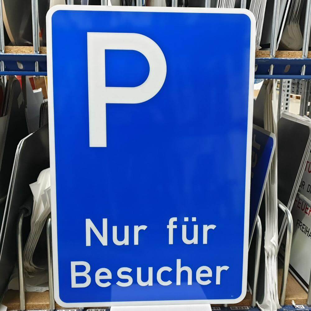 Parkplatzschild Nur für Besucher, Komplett-Set, reflektierend RA, 60 x 90 cm-2
