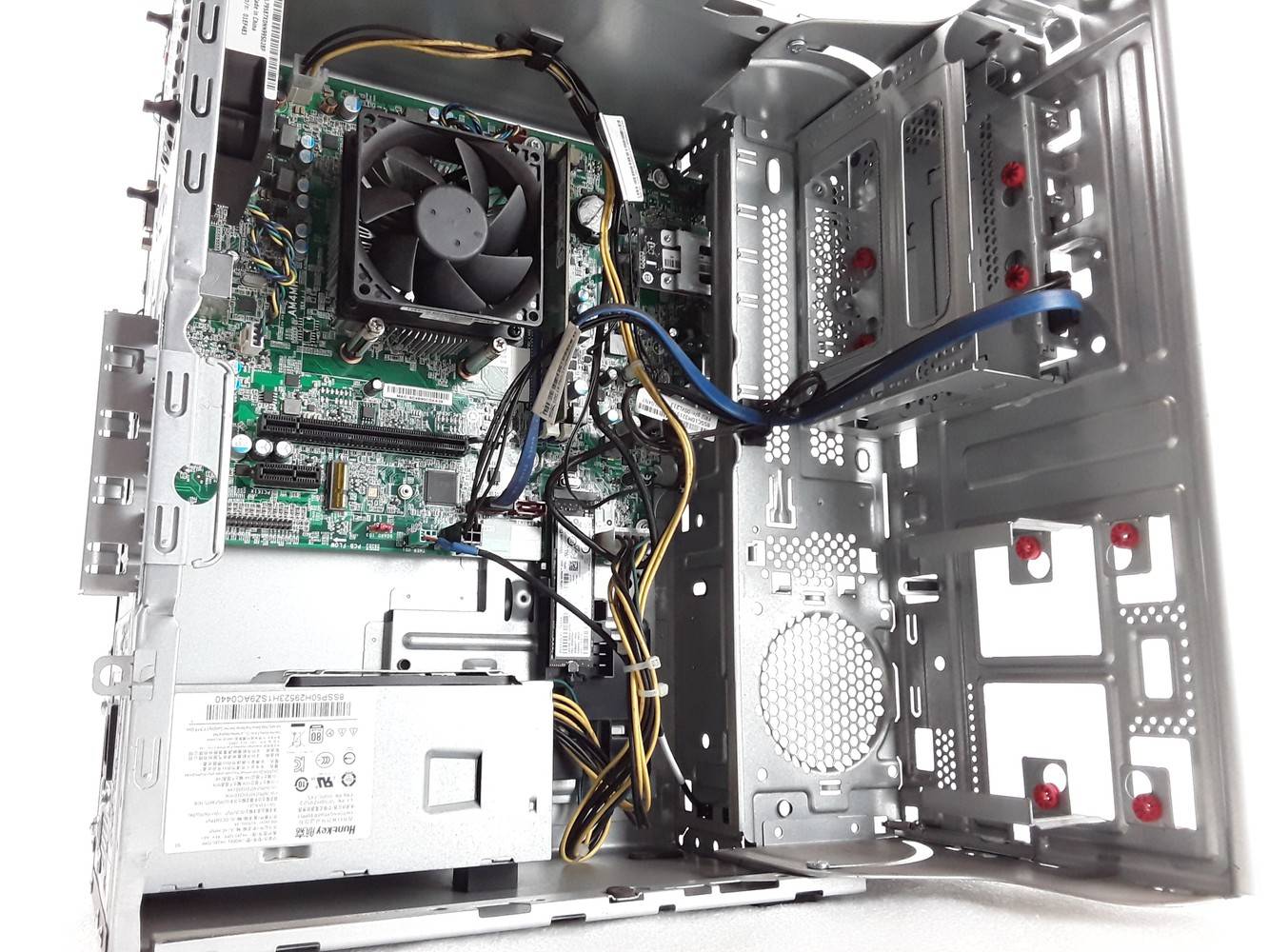 Lenovo ThinkCentre V530 Ryzen 5 2400G 8GB RAM 256GB NvMe Win11Pro DvDRW - Refurbished A--3