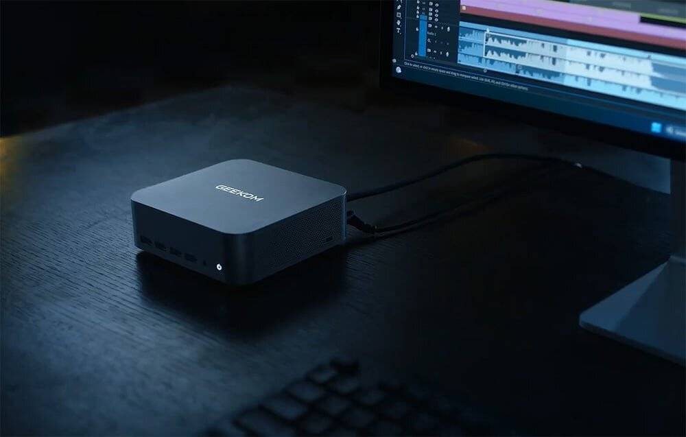 GEEKOM GT1 MEGA Mini PC, Intel Core Ultra 9 185H, 16GB RAM, 1TB SSD, Win 11 Pro-1