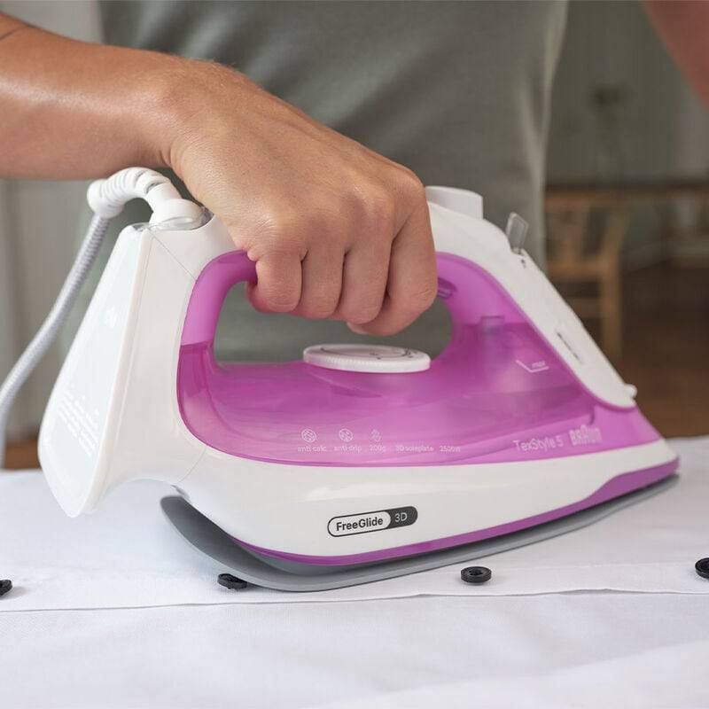 Braun TexStyle 5 SI 5225, Dampfbügeleisen, 2 m, 200 g/min, Pink, Weiß, 50 g/min, 0,3 l-2
