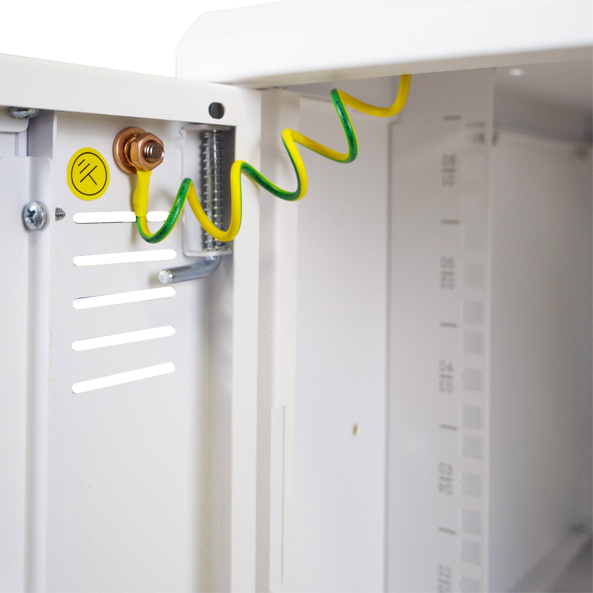19 Zoll Netzwerkschrank – 6 HE Traglast 80 kg unmontiert – Wandmontage 450 mm Tiefe – leichter Aufbau - Flatpack-4