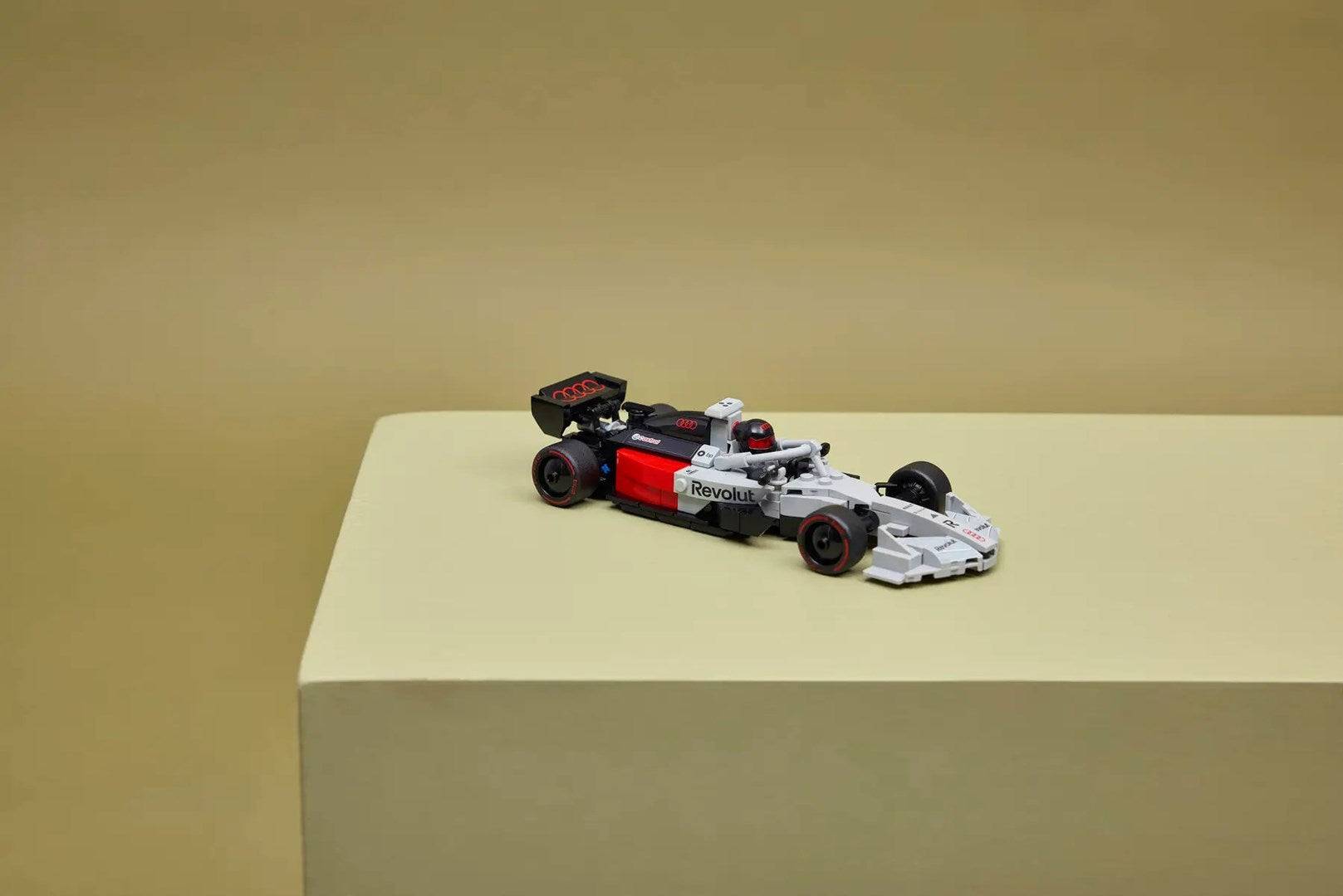 LEGO - 77259 - Speed Champions - Audi Revolut F1 Team Rennwagen-1