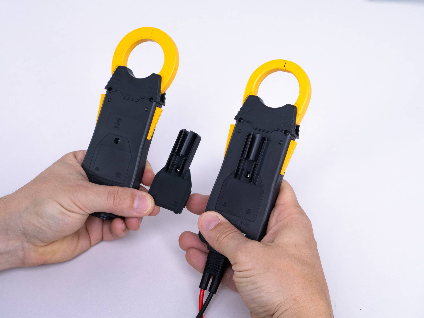 9209 - Messleitungshalter für HIOKI Zangenmessgeräte-2