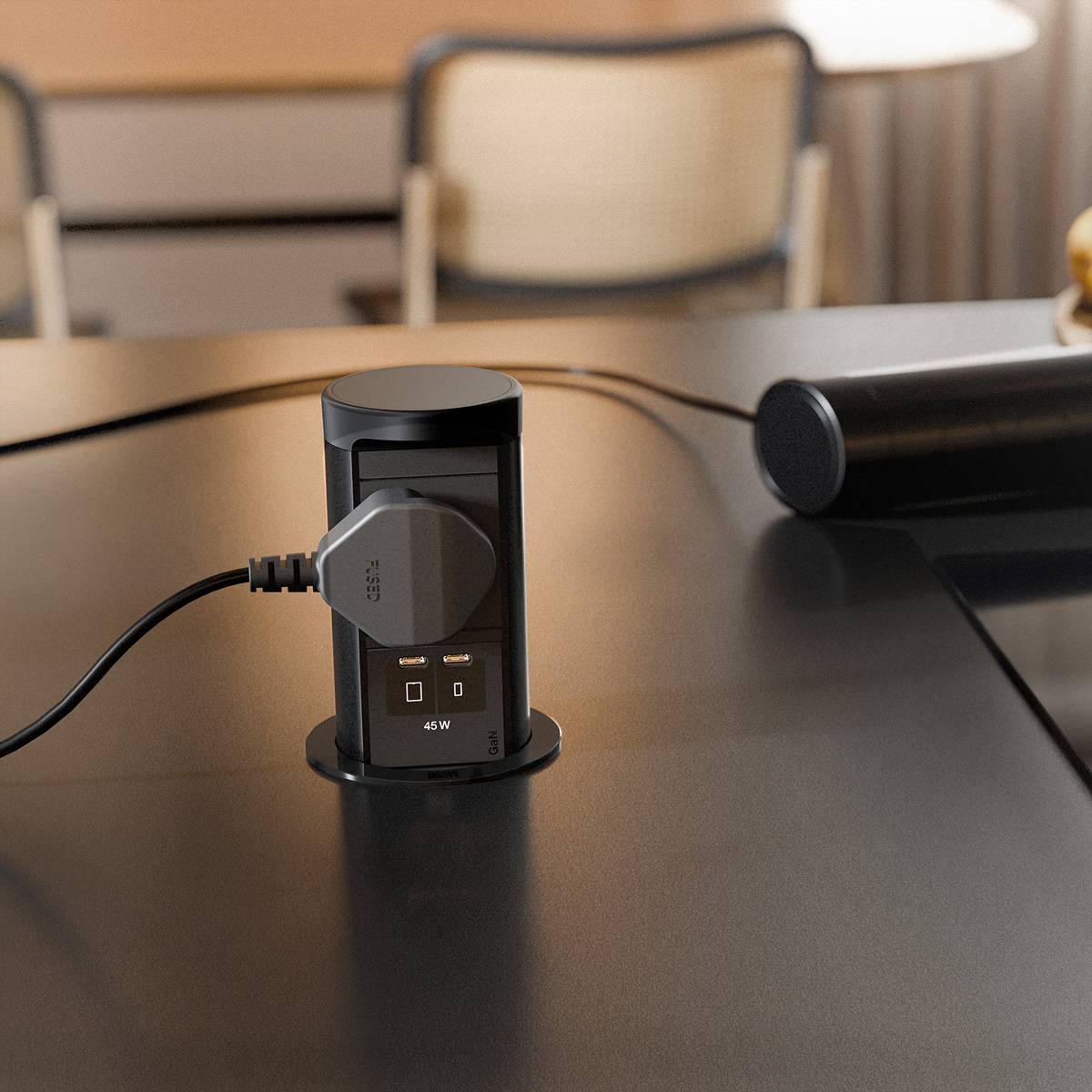 Bachmann ELEVATOR 2 1xUK 1xUSB C/C BM0020584-2