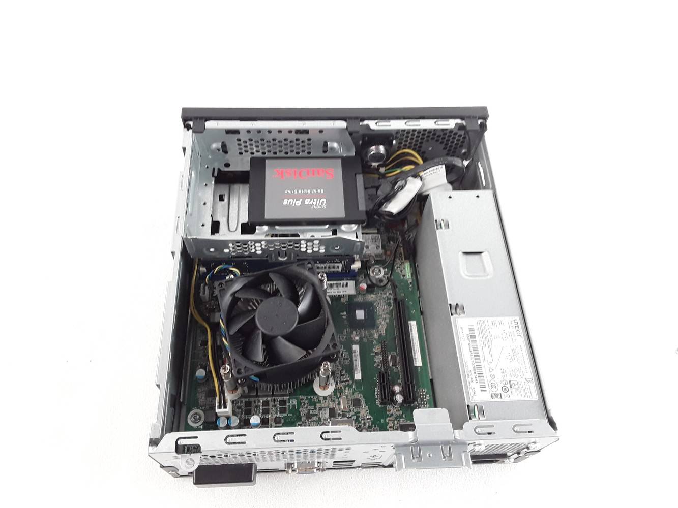 Lenovo ThinkCentre V530s SFF Core i3-8100 8GB RAM 256GB SSD Win11Pro DvDRW WLAN BT - Refurbished A--2