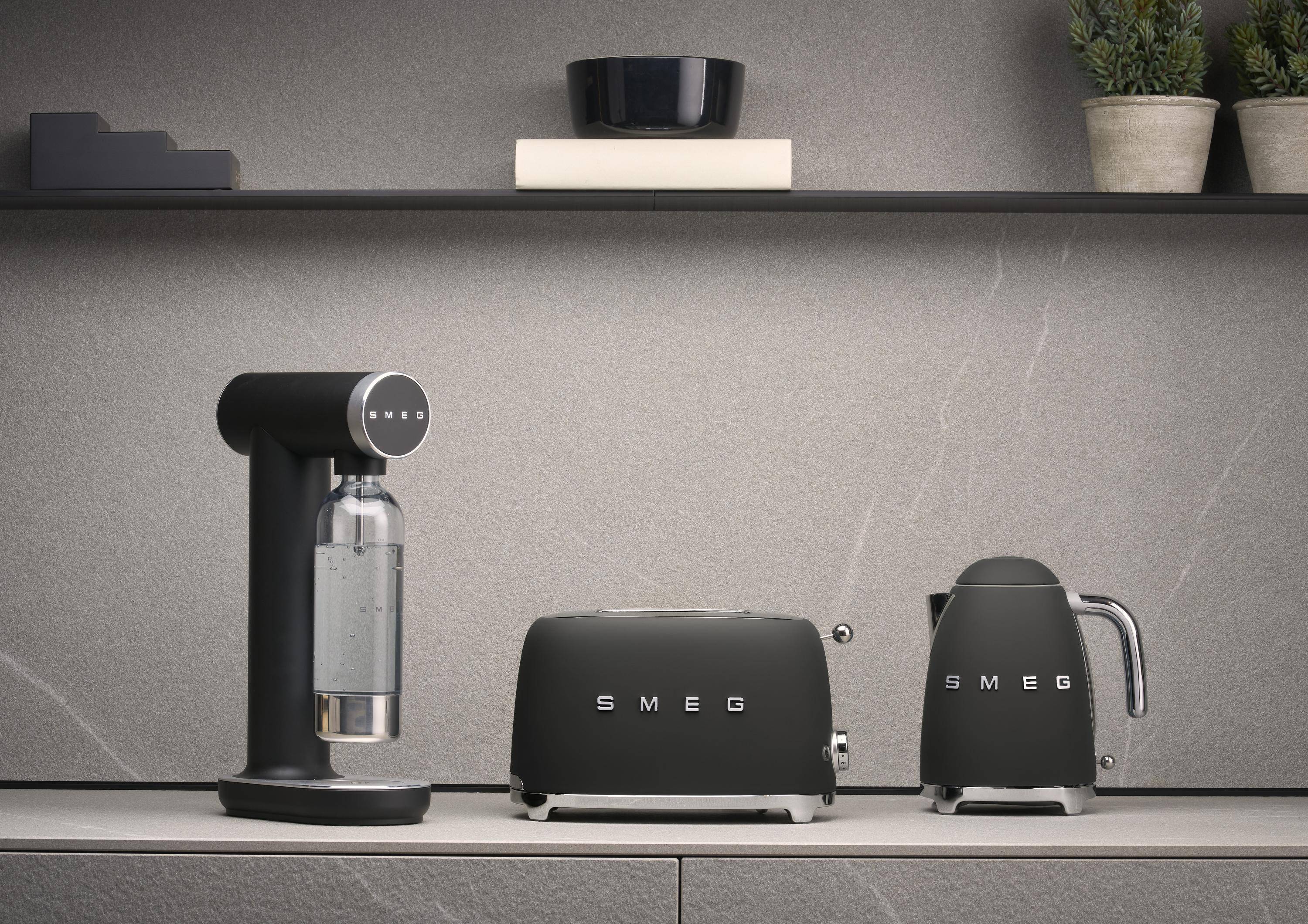 SMEG - Sodamaker Collezione Aesthetic Schwarz-3