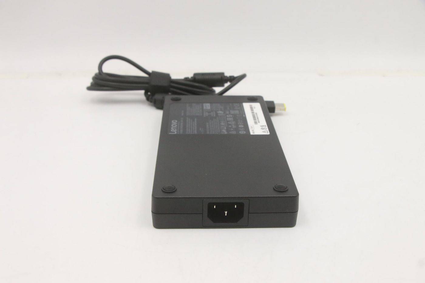 LENOVO - Slim AC adapter for notebooks - PC-/Server Netzteil-4