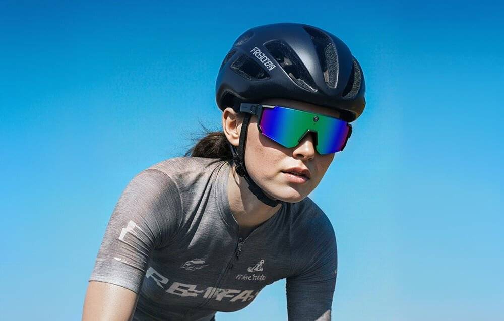 Symbolbild für Colmi - V06 White/blue - Sportbrille Colmi V06 AI Weiß (mit blauen Gläsern)