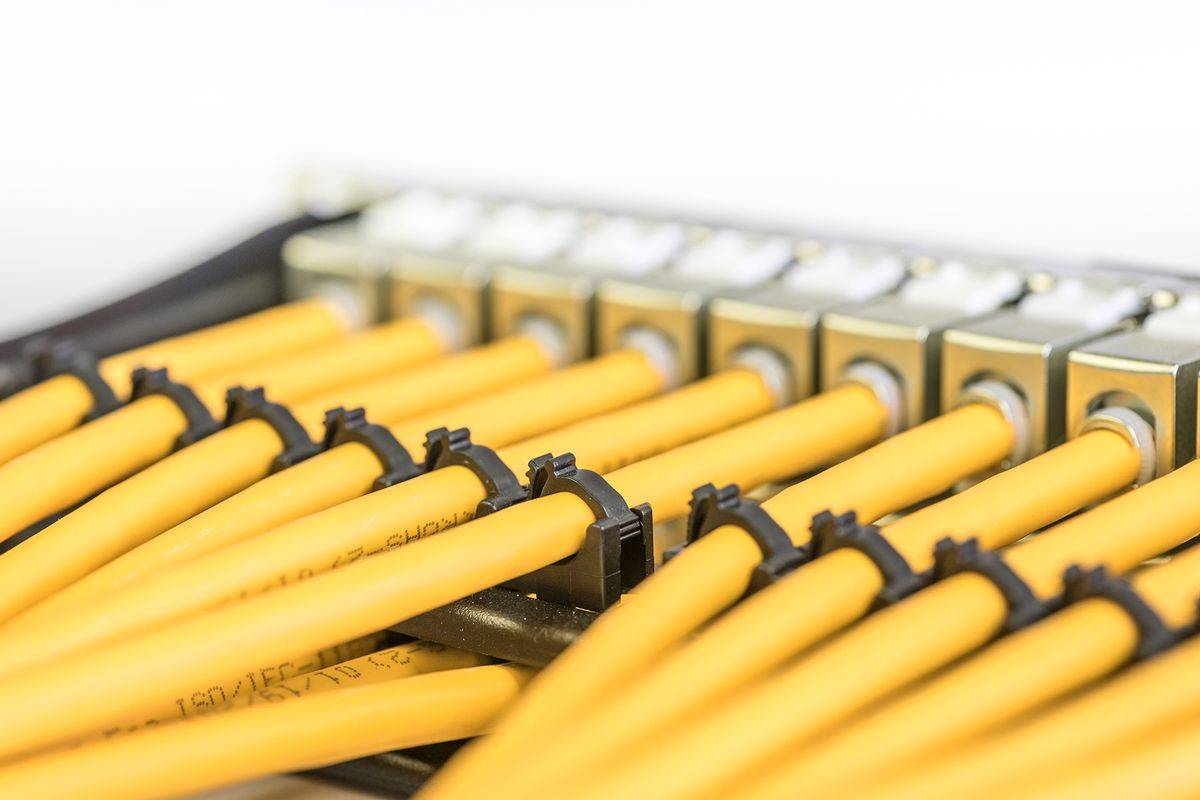 DIGITUS - CAT 7A S/FTP Verlegekabel, 500 Meter, Simplex, B2ca-s1a,d0,a1-1