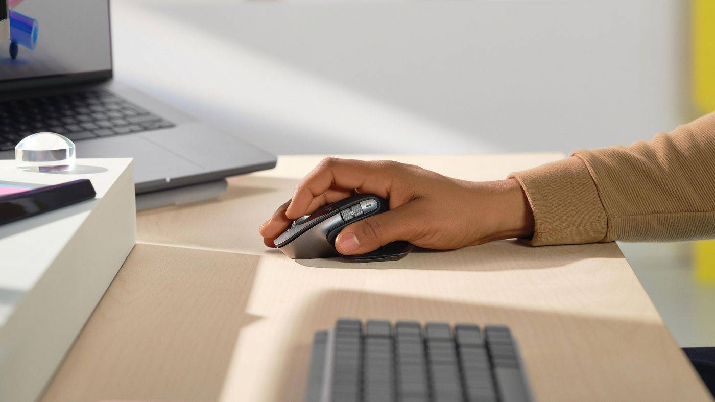 Logitech MX Master 3S kabellose Maus - Space-grau 910-006569-2