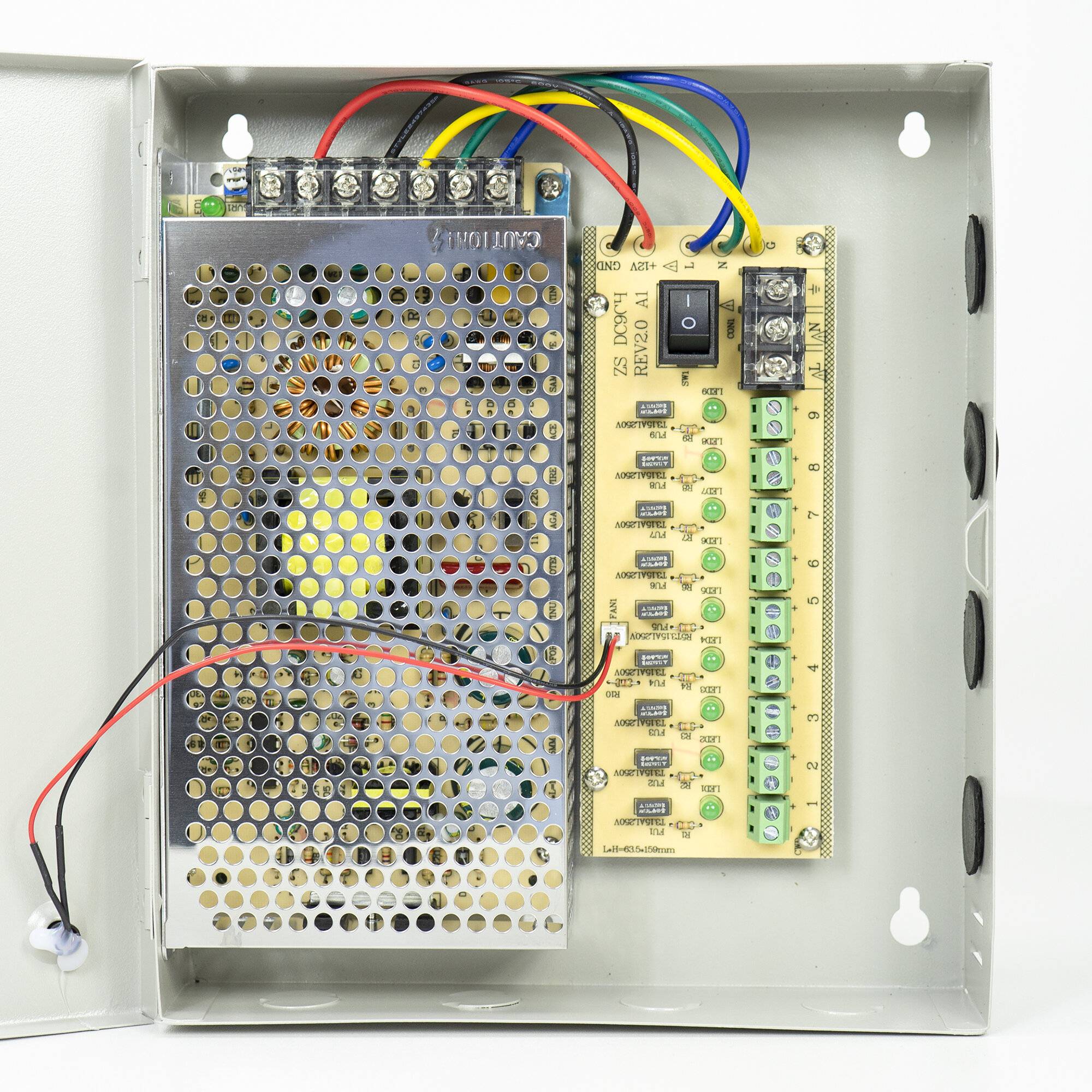 Symbolbild für CCTV-Netzteil PNI STC15.2A in Metallbox, 12V 15A 180W, 9 Ausgänge