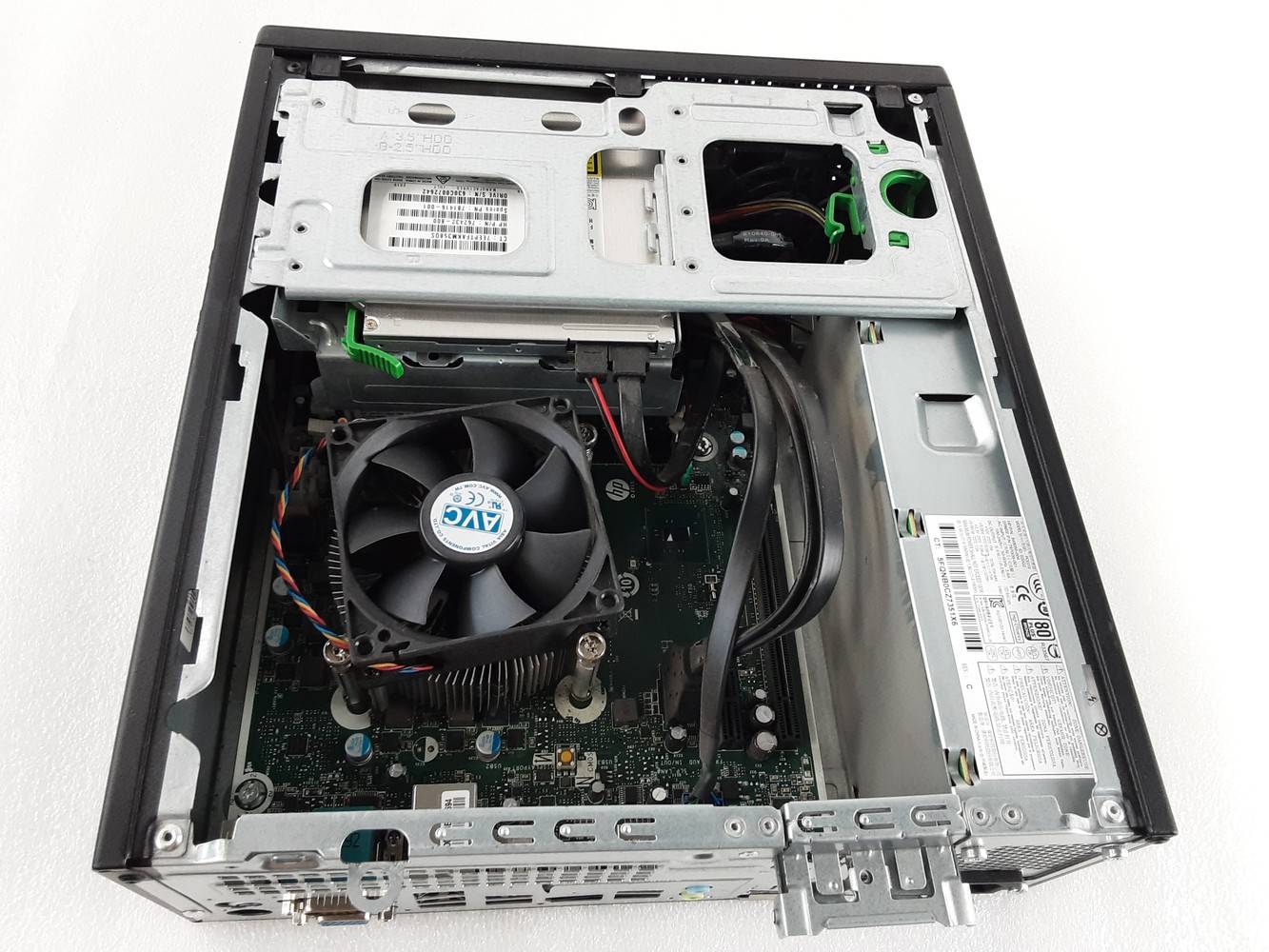 HP ProDesk 400 G3 SFF iCore i5-6500 8GB RAM 256GB SSD Windows 10 Pro - Refurbished A--3