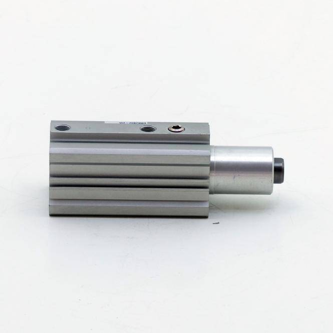 SMC Schwenk Klemmzylinder (EMK2B32-20L)-1