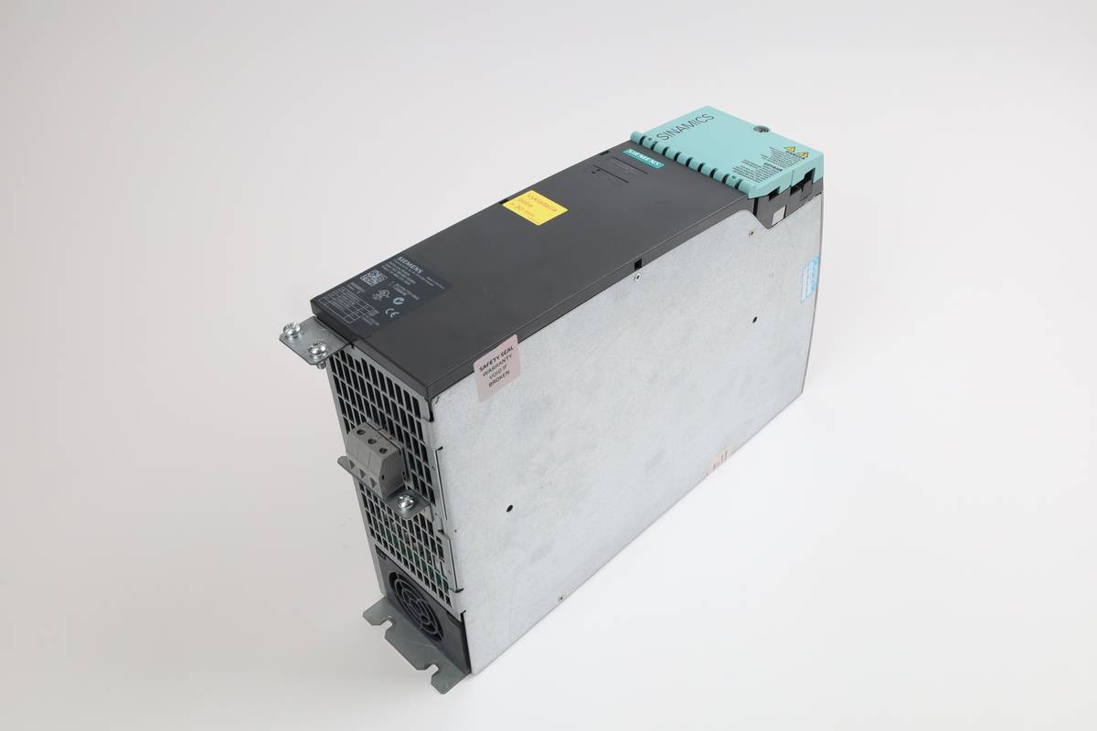 Siemens - 6SL3130-7TE21-6AA3 - SINAMICS S120 Active Line Module input: 380-480 V 3AC, 50/6-0