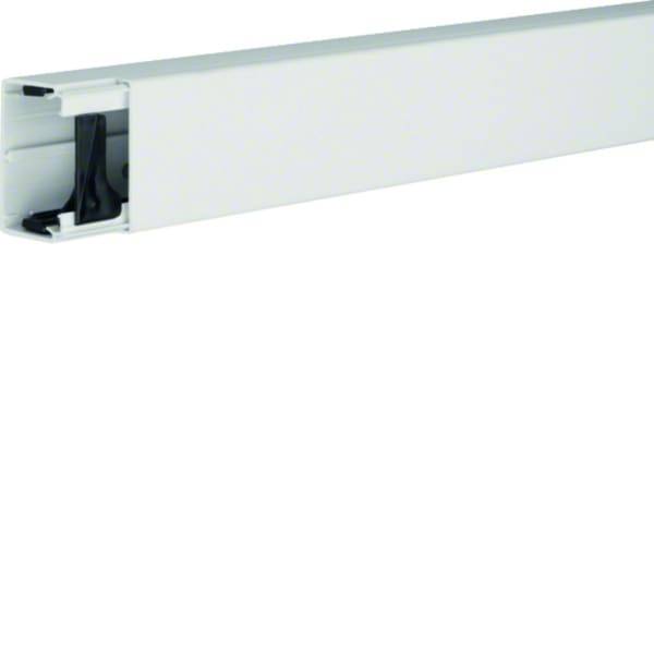 2m Hager LF4006009016 Leitungsführungskanal aus PVC LF 40x60mm verkehrsweiß-0