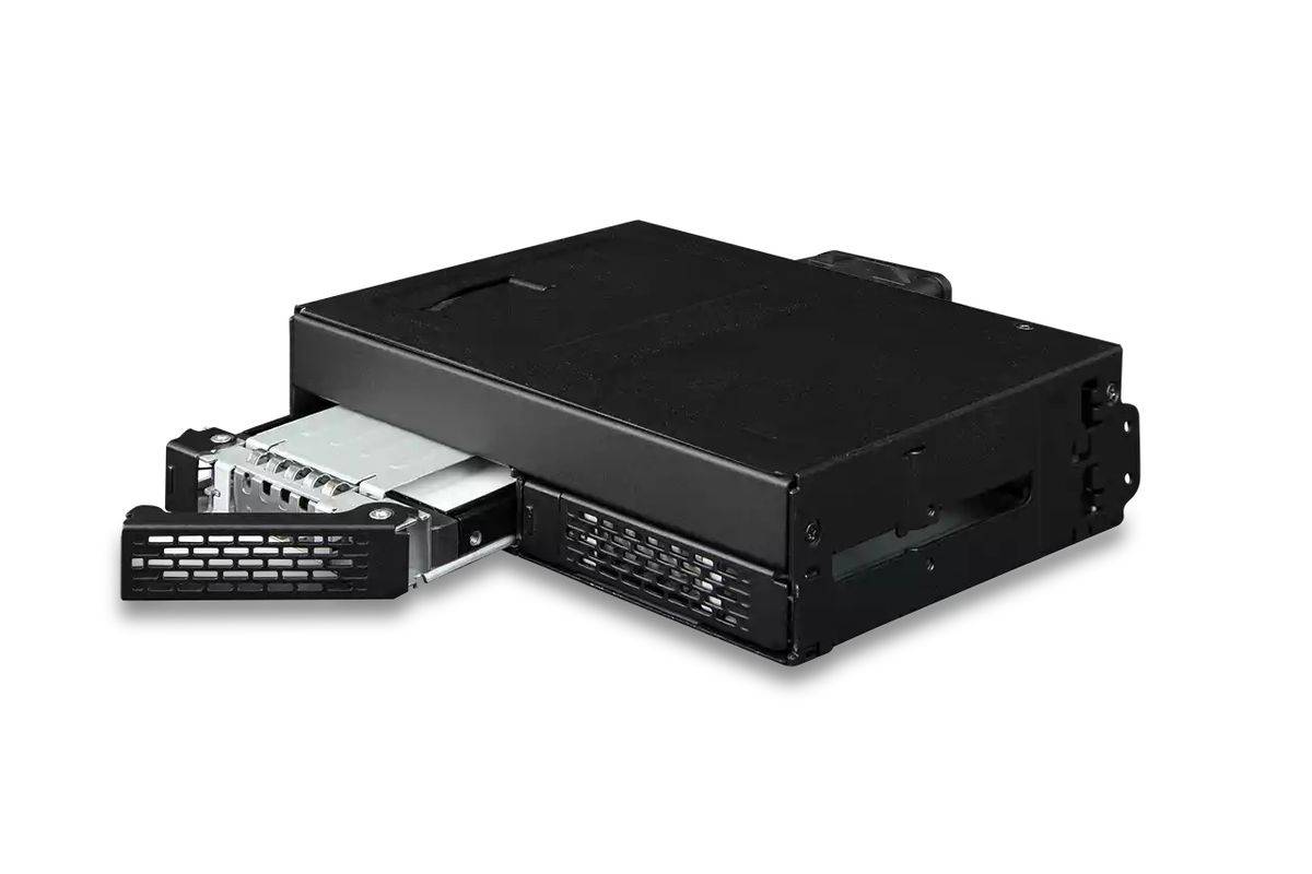 ToughArmor 2x 2.5 PCIe 4.0 NVMe U.2 to 1x SlimSAS in 1x 5.2 Multimedia-Technik Festplattenwechselr.-4