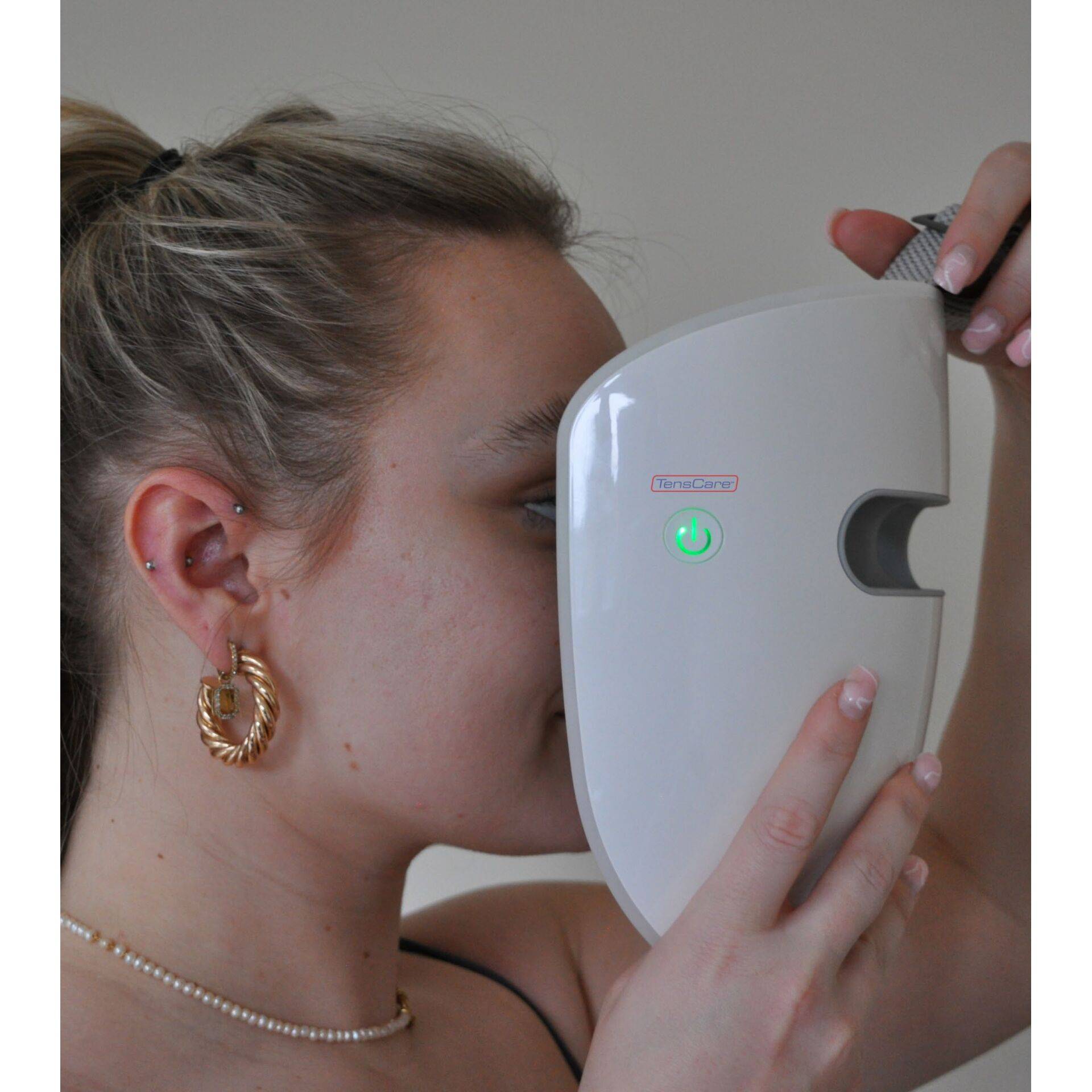 Tenscare Glowmask Gesichtsmaske mit LED-3