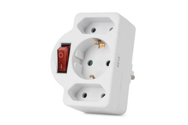 ENTAC Steckdosenadapter 2x Euro 1x Schukon Schalter weiß