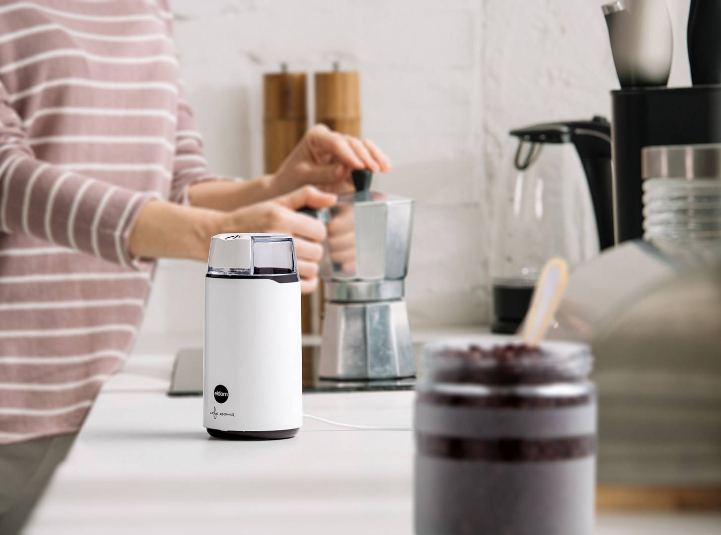 COFFEE GRINDER MK50 CAFF 200 WATT POWER STEEL PULSE BUTTON-2