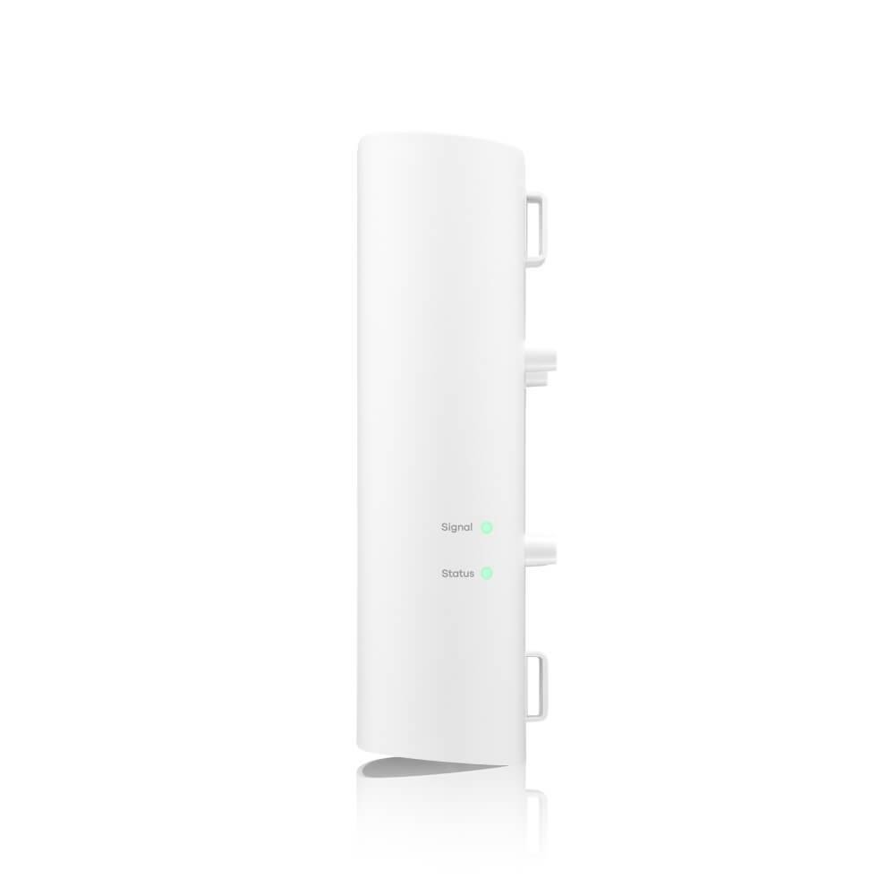 ZyXEL FWA70 - Wireless Router 1GbE, 2.5GbE - 4G, 5G-1