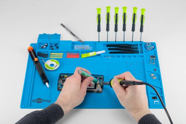 Goobay 61670 Magnet Silikon Lötmatte Arbeitsunterlage / Rutschfeste Hitbeständige Arbeitsmatte zum Löten / Blau