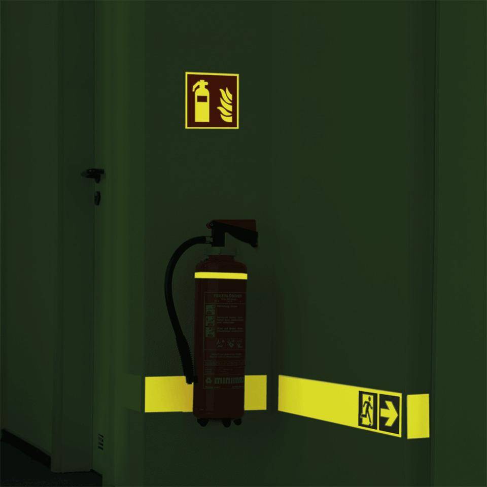 PERMALIGHT® power langnachleuchtend Brandschutzzeichen Feuerlöscher, ASR/ISO, Kunststoff, 300x300mm-3