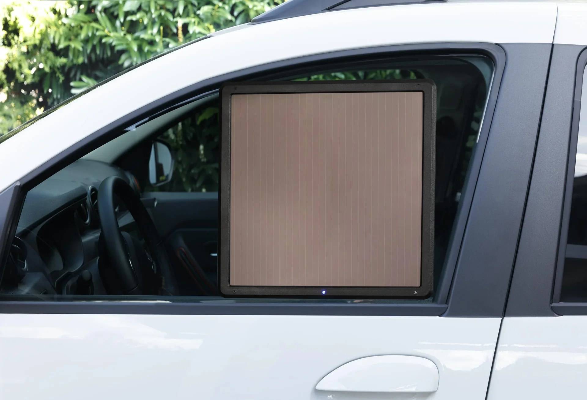 Westfalia 7,5 Watt Mobiles Solarpanel zur Erhaltungsladung-4
